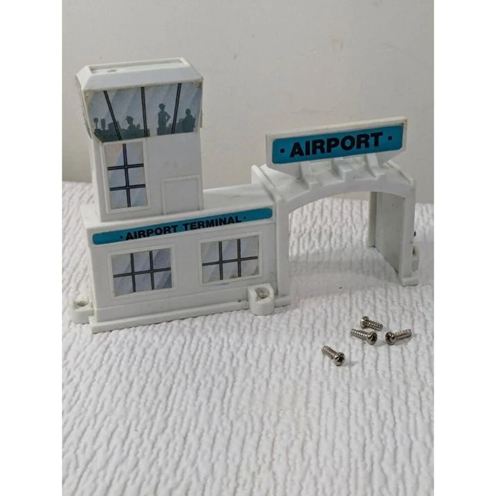Vintage Micro Machines Super Van City Airport building Galoob replacement part